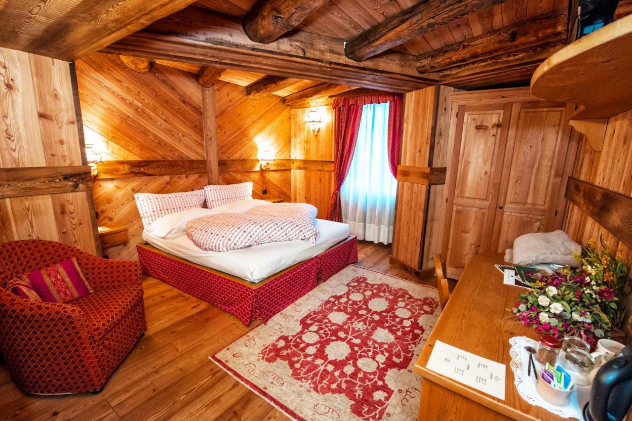 Hotel Jolanda Sport Gressoney-La-Trinite Ruang foto